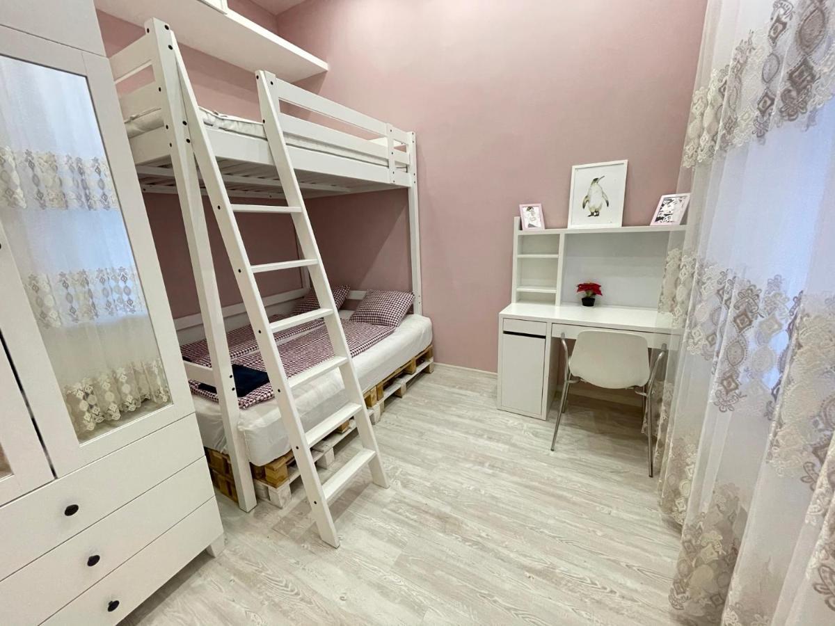 Deluxe Sapphire Residency - 4 Bedrooms Boedapest Buitenkant foto