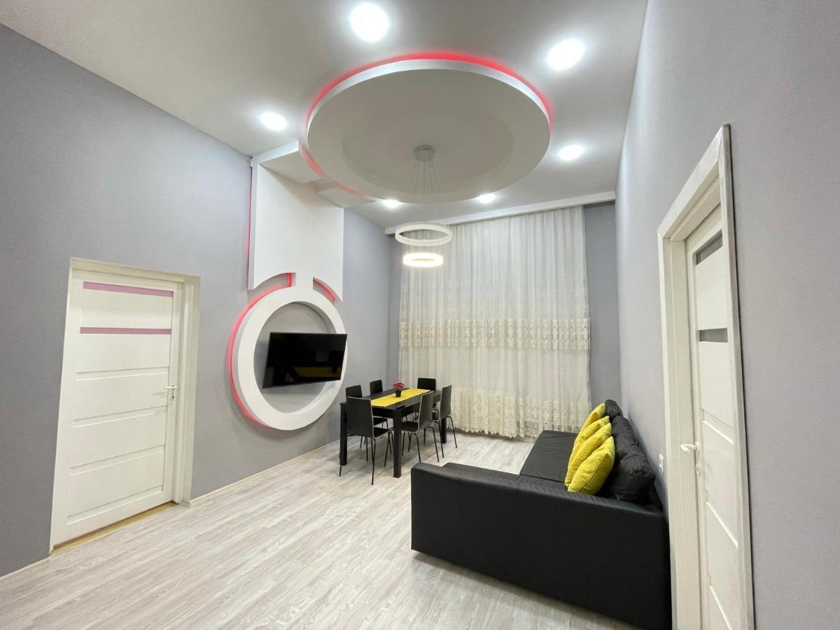 Deluxe Sapphire Residency - 4 Bedrooms Boedapest Buitenkant foto